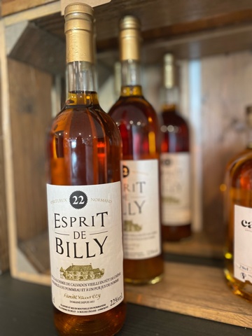 Calvados 22 ans d'âge Esprit de Billy, fabriqué dans le Calvados